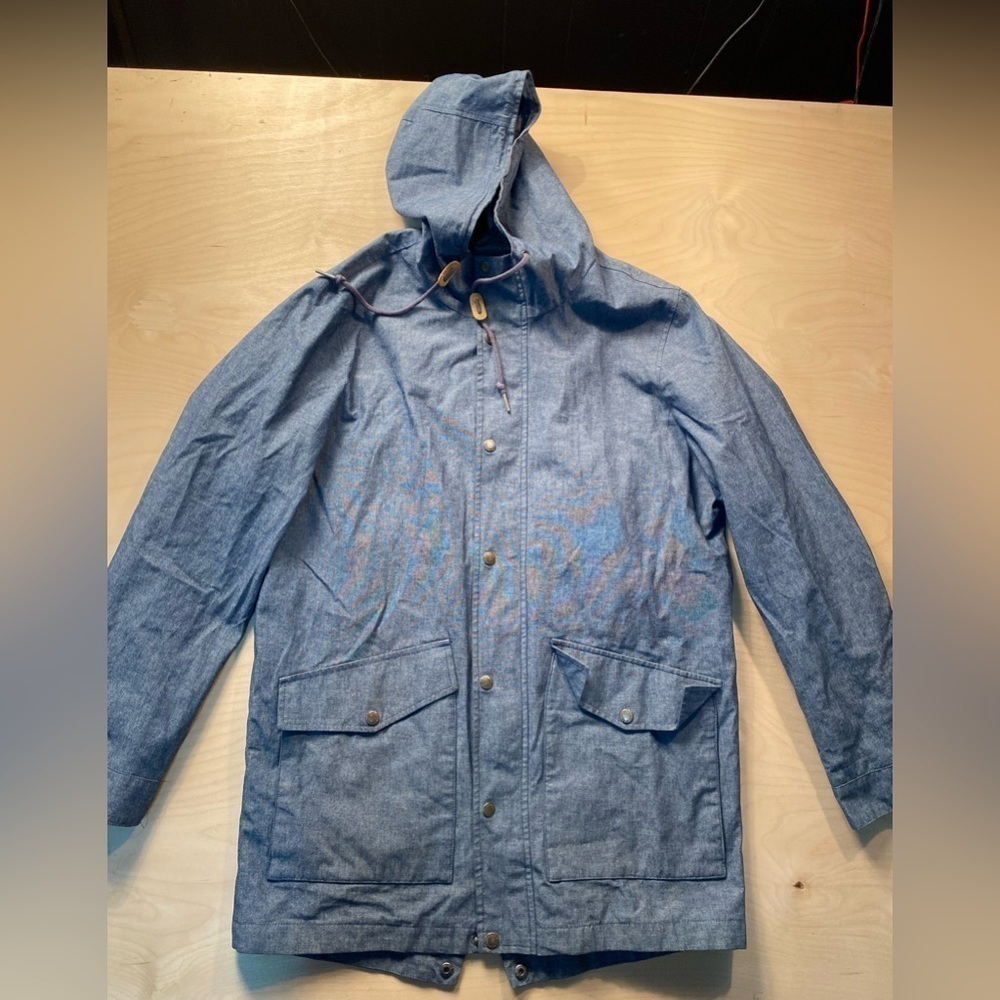 Levi’s Hooded Denim Jacket Medium (GX)